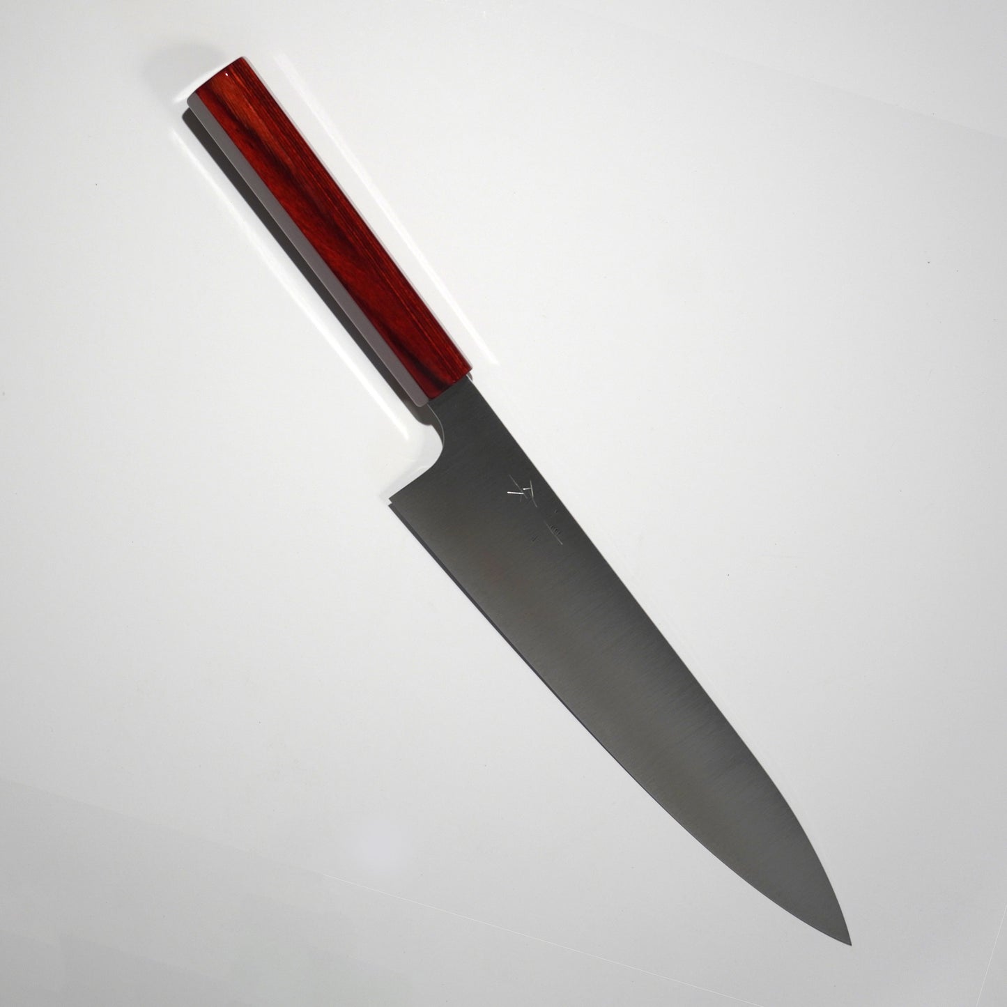 R2/SG2 / GYUTO 210MM